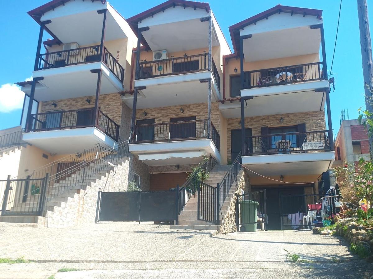 Apartmán Μεζονετα Nea Roda Exteriér fotografie