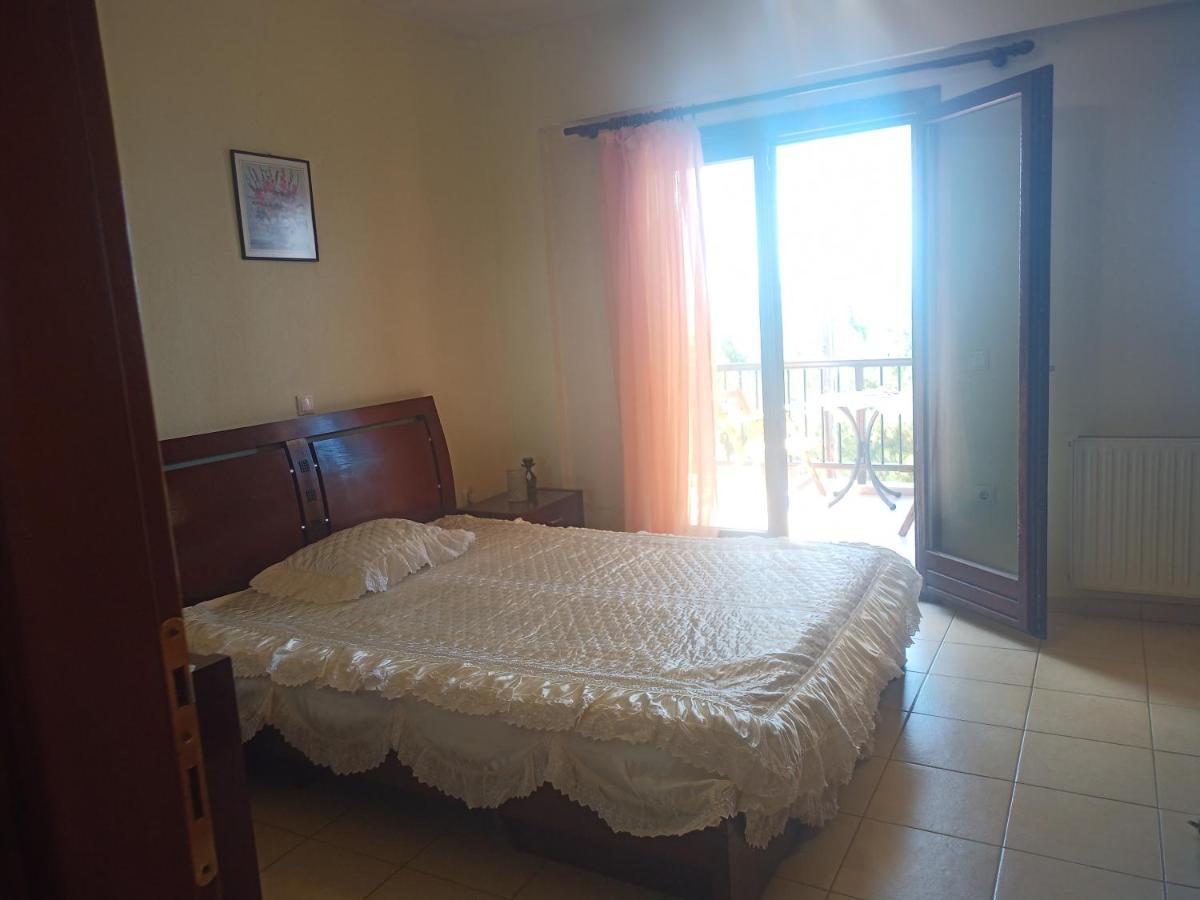 Apartmán Μεζονετα Nea Roda Exteriér fotografie