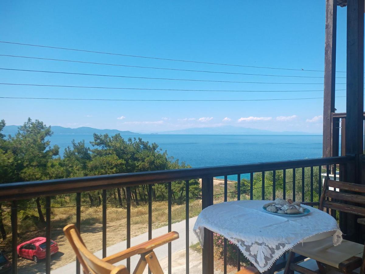 Apartmán Μεζονετα Nea Roda Exteriér fotografie